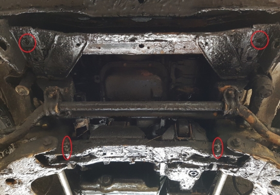 Cache sous moteur Nissan Terrano II 