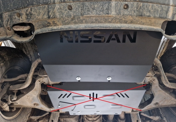 Cache de protection de radiateur Nissan Navara D40