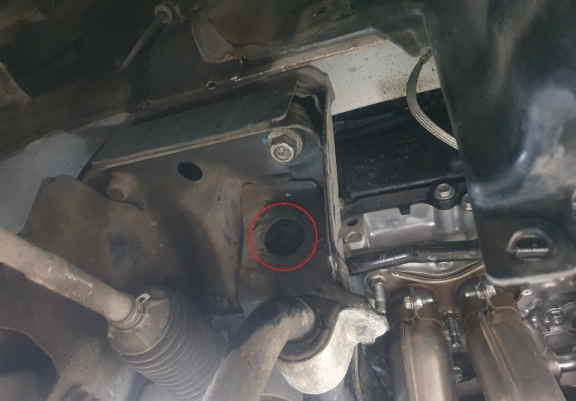 Cache sous moteur et de la radiateur  Subaru XV