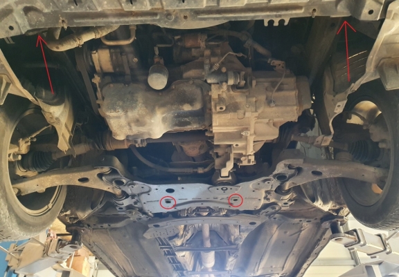 Cache sous moteur et de la boîte de vitesse Mazda 5