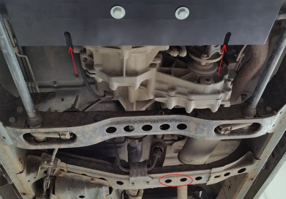 Cache de protection de la boîte de vitesse  Nissan Pick Up