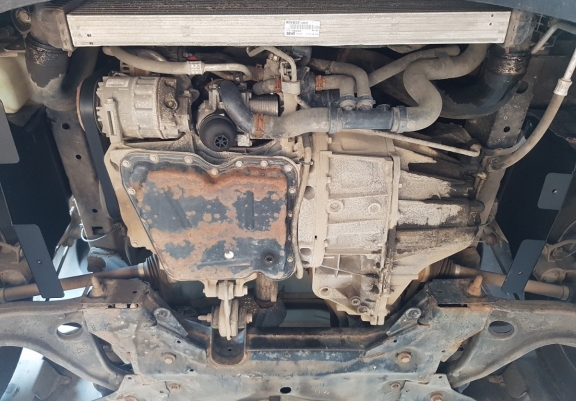 Cache sous moteur et de la boîte de vitesse Nissan Interstar