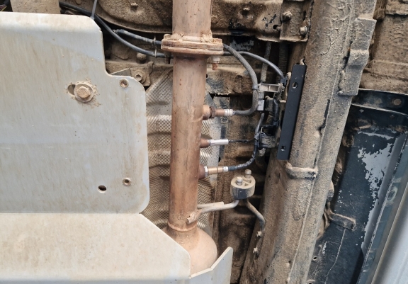 Cache de protection capteurs DPF Toyota Hilux - Aluminium