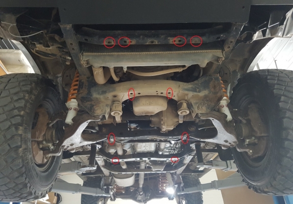 Cache de protection de la boîte de vitesse Toyota Land Cruiser J90 