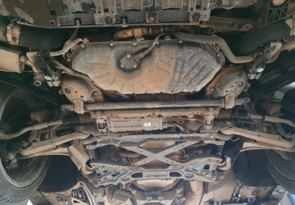 Cache sous moteur et de la boîte de vitesse Audi A8