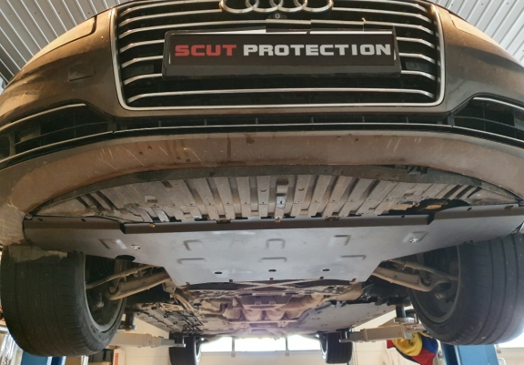 Cache sous moteur et de la boîte de vitesse Audi A8