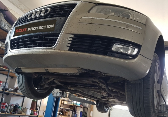 Cache sous moteur et de la boîte de vitesse Audi A8