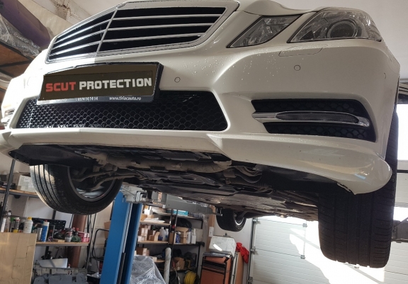 Cache sous moteur et de la radiateur Mercedes E-Classe W212