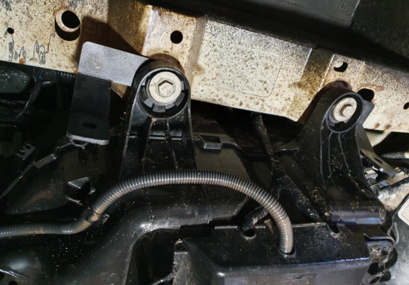 Cache de protection réservoir AdBlue Ford Transit Custom