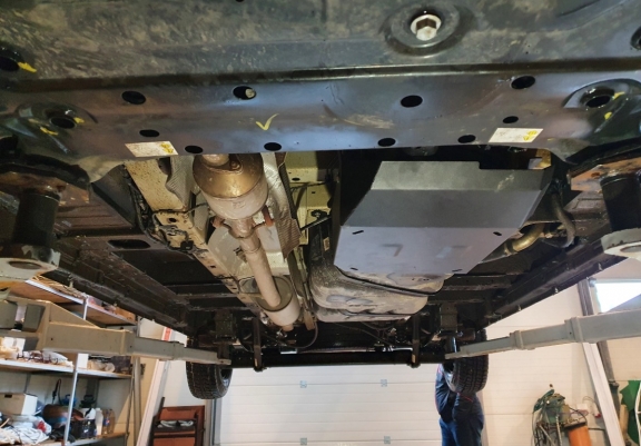 Cache de protection réservoir AdBlue Ford Transit Custom
