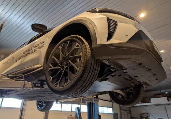 Cache sous moteur et de la boîte de vitesse Renault Megane E-Tech