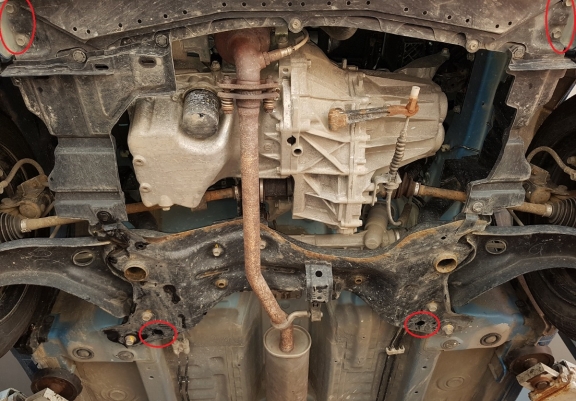 Cache sous moteur et de la boîte de vitesse Suzuki Celerio