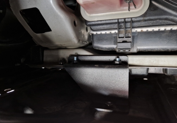 Cache sous moteur et de la boîte de vitesse Toyota Yaris