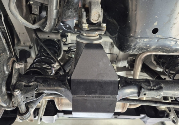 Cache de protection du différentiel Suzuki Jimny