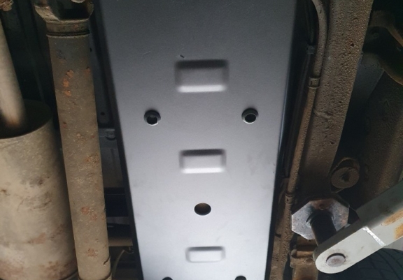 Cache de protection de réservoir Mitsubishi L 200