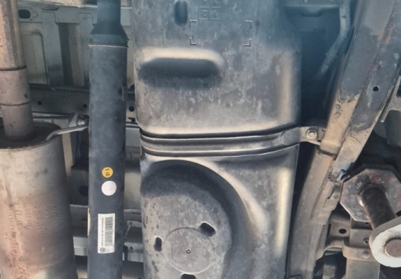 Cache de protection de réservoir Volkswagen Amarok