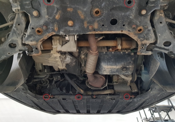 Cache sous moteur et de la boîte de vitesse Ford Focus 3