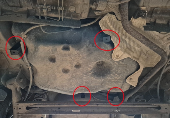 Cache de protection de réservoir Dacia Dokker Stepway