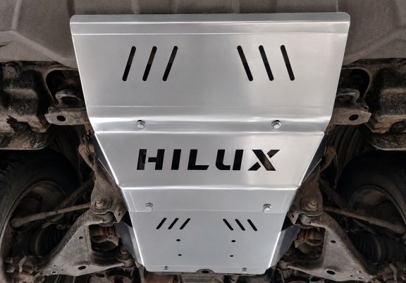 Cache de protection de radiateur Toyota Hilux Invincible - Aluminium